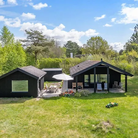 Family-friendly Near And Nature Højby